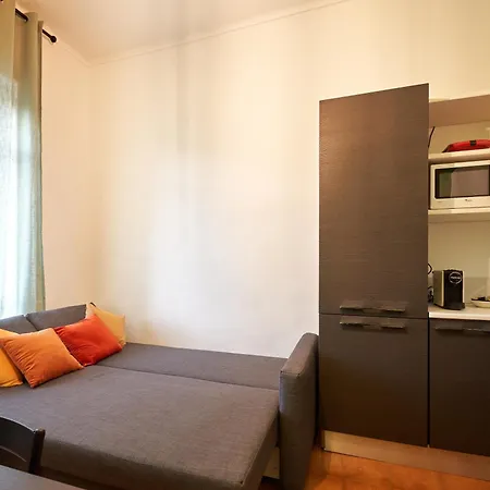 - Free Parking, Close To Center Apartment